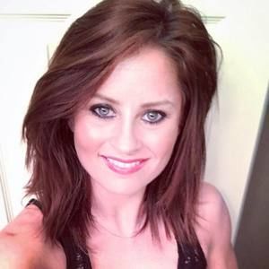 Meet your Posher, Whitney